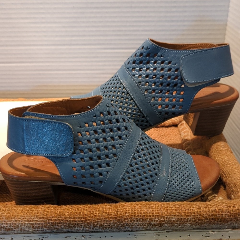 Women's Blue Leather Perforated Block Heel Sandals. Size 38